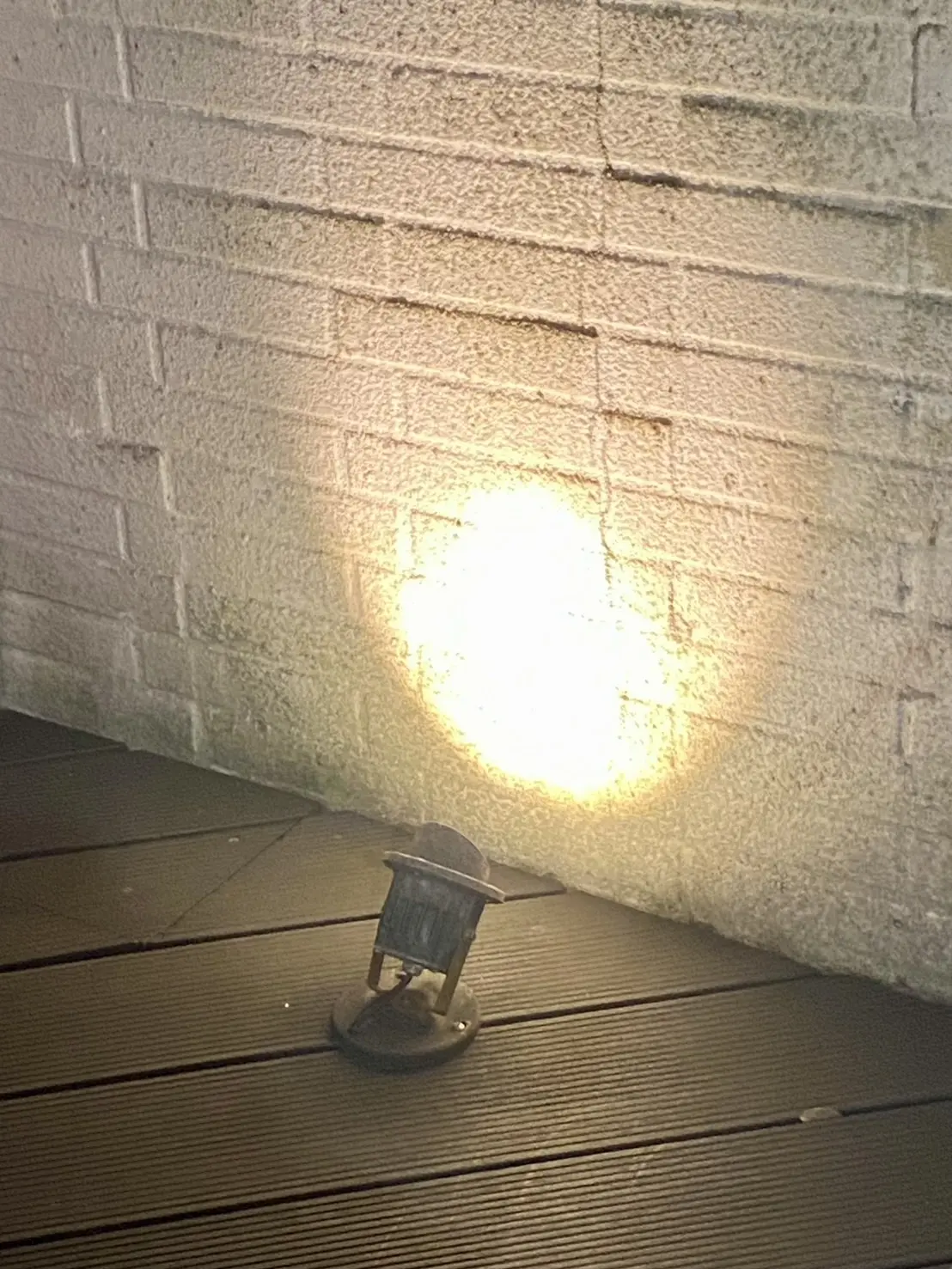 An image to describe post